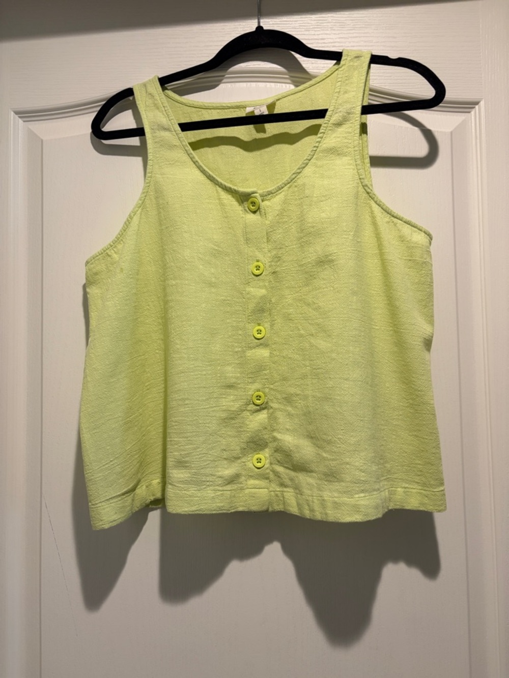 a.n.a Lime Green Button-Front Tank Top